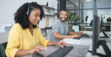 4 signs your business needs better messaging systems